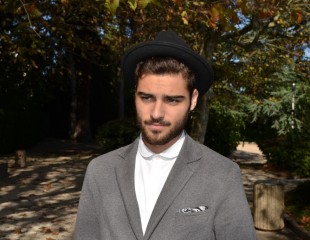 Dandy chemise blanche col rond col club