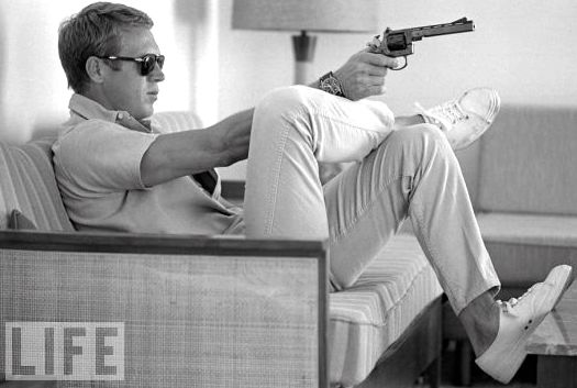 Steve McQueen Life magazine mode homme chaussures sans chaussettes
