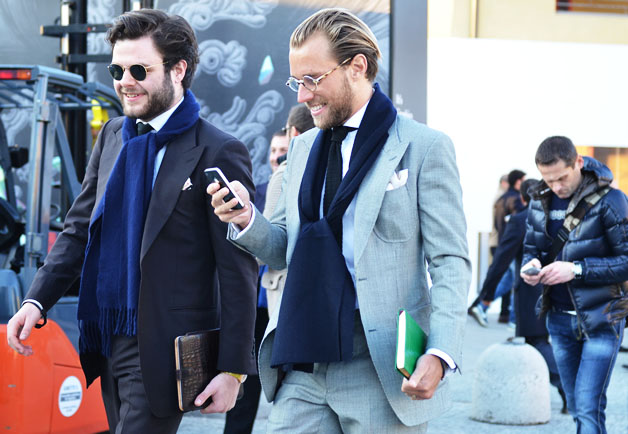 Dandy avec écharpe Dandy avec écharpe
